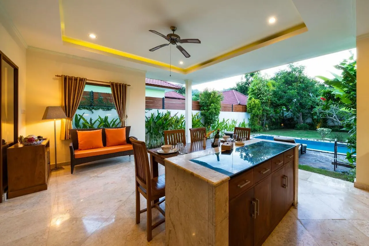 Villa Olivia Jimbaran  Jimbaran (Bali)